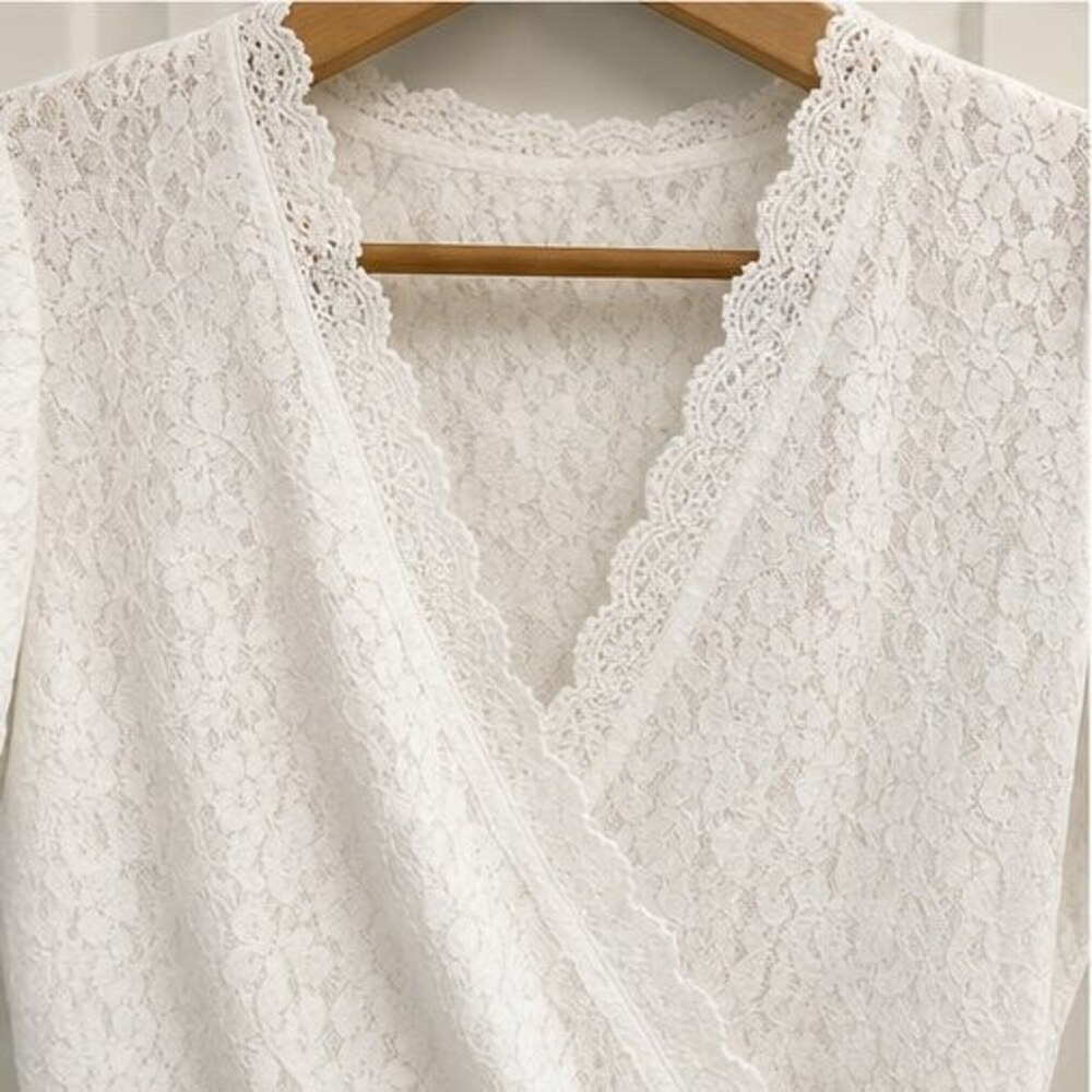 White Ruffle Blouse - Picture 4 of 6